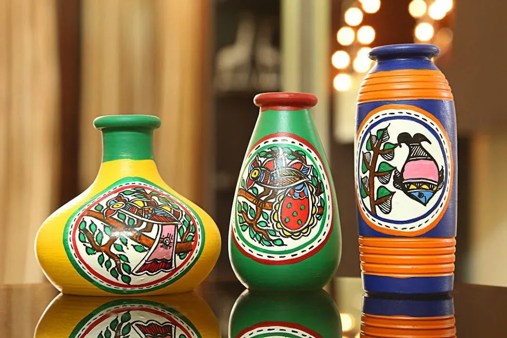 Miniature Madhubani Table Pots In Terracotta Set Of 3 - Flower Vase - ArtyCraftz.com