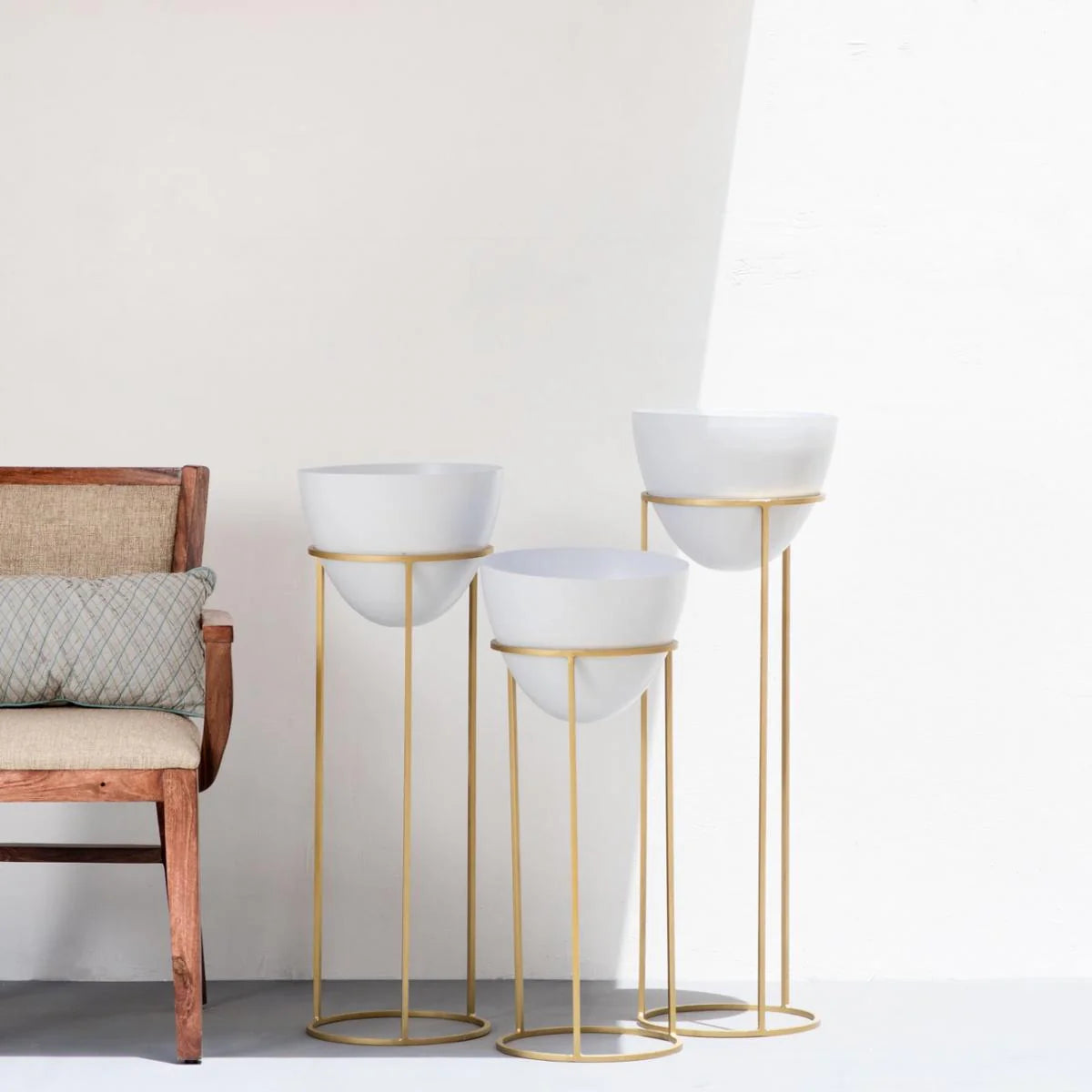 Ovate Planters White & Gold (Set of 3) - ArtyCraftz.com