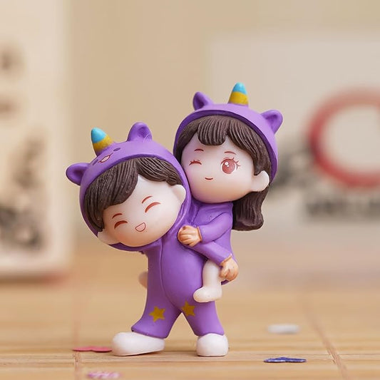 Purple Miniature Cute Couple Statue Girl on Boy's Shoulder Showpiece-ArtyCraftz.com