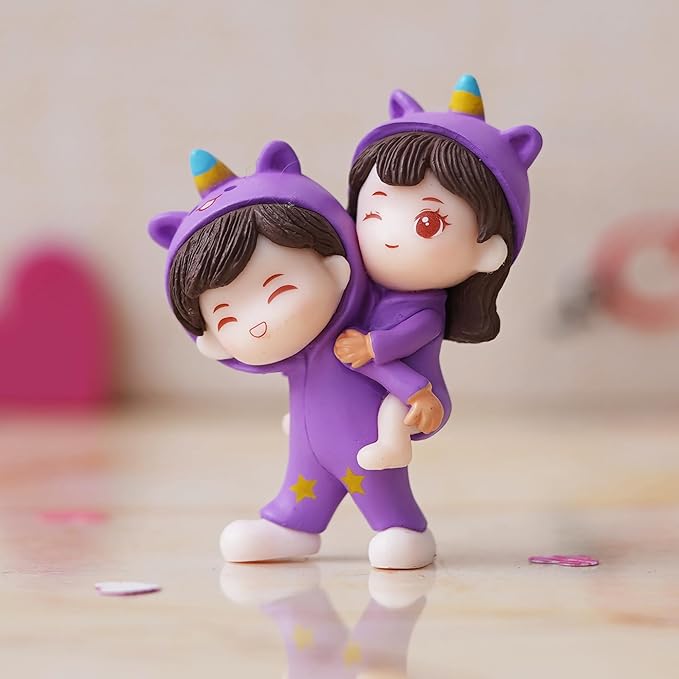 Purple Miniature Cute Couple Statue Girl on Boy's Shoulder Showpiece-ArtyCraftz.com