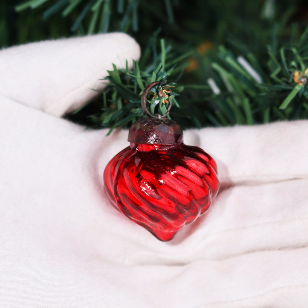 Glass Spiral Heart Christmas Ornaments-ArtyCraftz.com