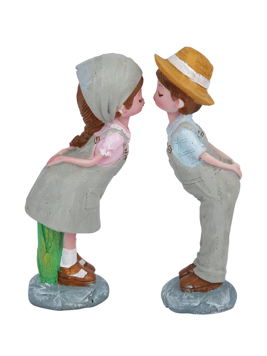 Resin Standing Kissing Couple Showpiece