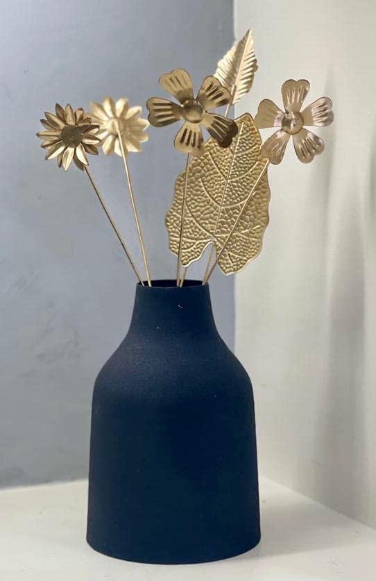 Textured Black Jar Shaped Iron Vase-ArtyCraftz.com