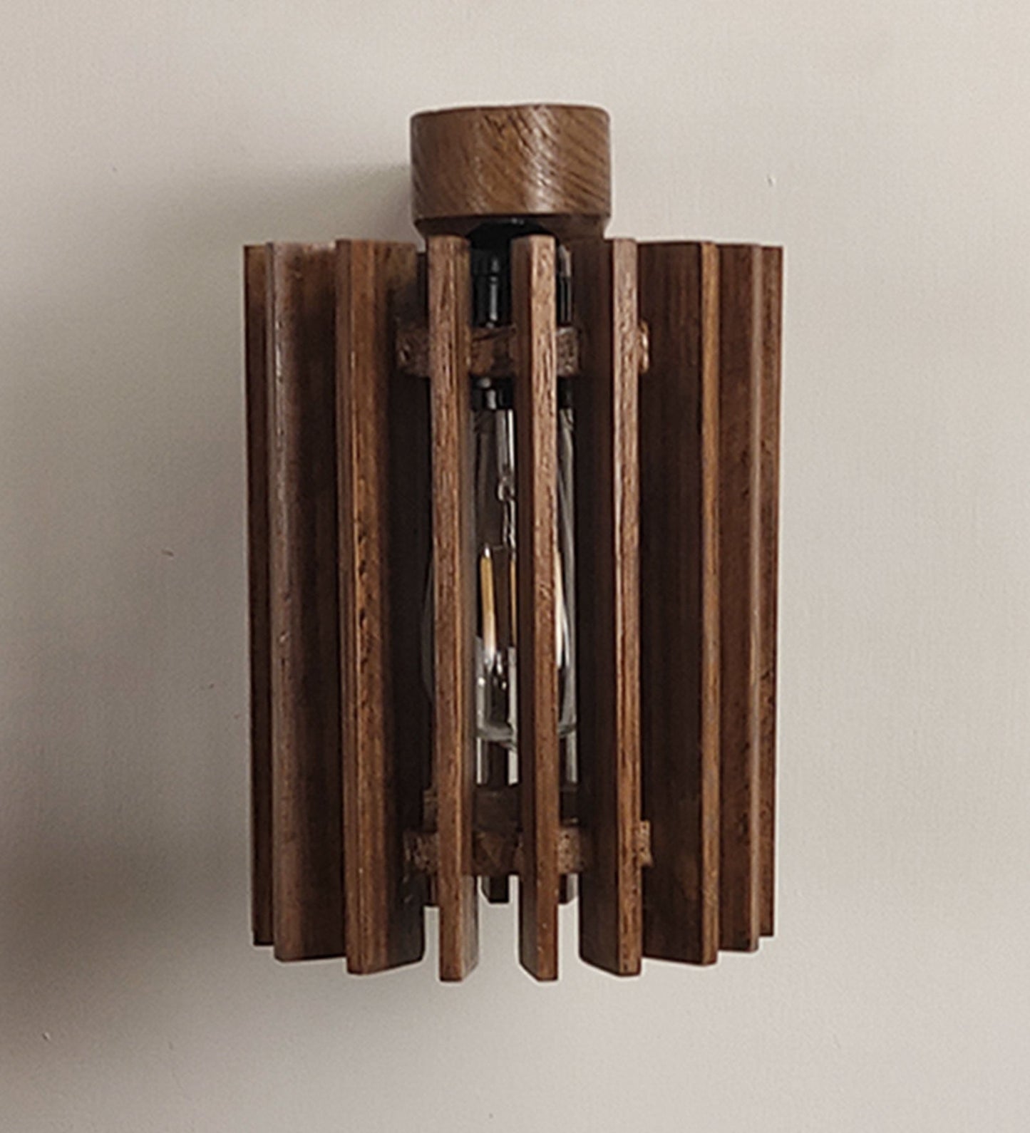 Ventus Brown Wooden Wall Light - ArtyCraftz.com