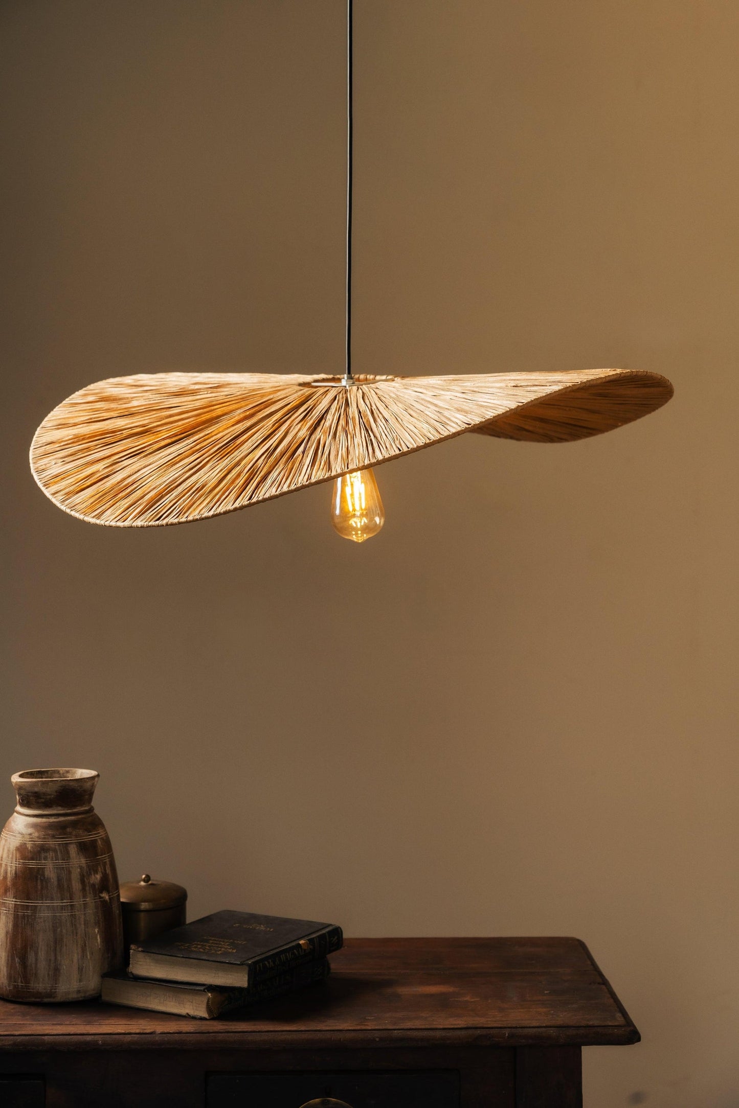 Luxurious Grass Wave Hanging Lampshade, Rattan Pendant Light For Office & Home