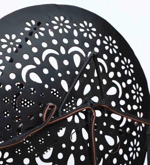 Handcrafted Metal Leaf Round Led Wall Decor - ArtyCraftz