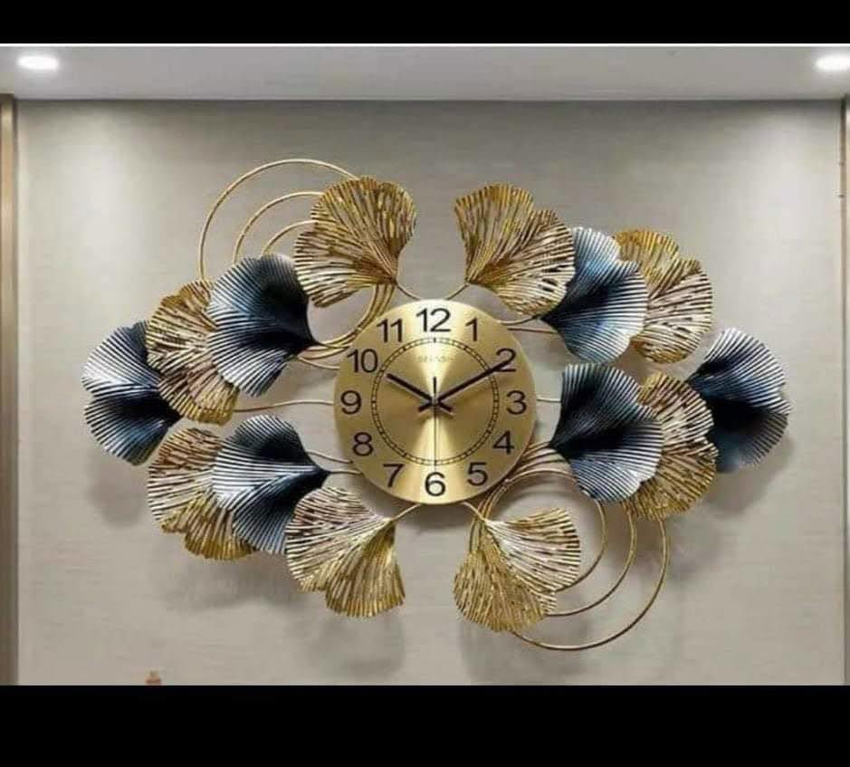 Handcrafted Metal Wall Clock 30 Inches - ArtyCraftz