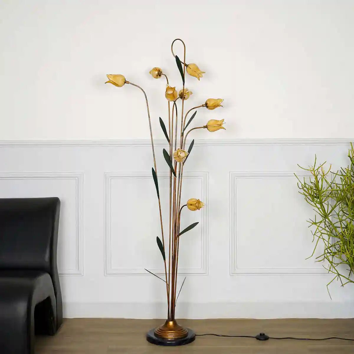 Jaspa Tulips Glass and Metal Floor Lamp - ArtyCraftz