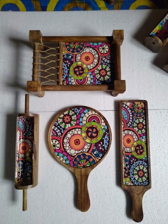 Multicolor Wooden Khatiya Pizza Starter Serving Platter Tray - ArtyCraftz