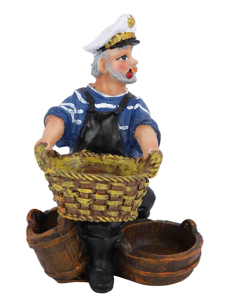 Resin Sailor Captain showpiece - ArtyCraftz