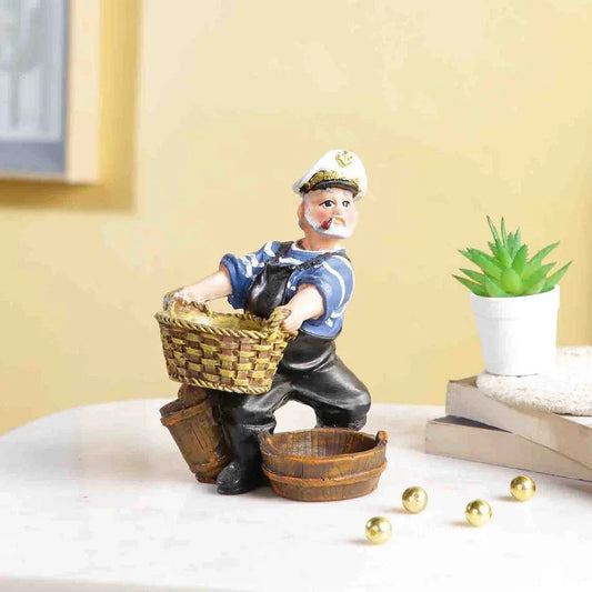 Resin Sailor Captain showpiece - ArtyCraftz