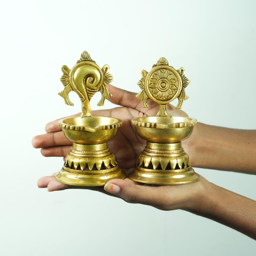 Traditional Brass Shanku Chakra Puja Lamp - ArtyCraftz