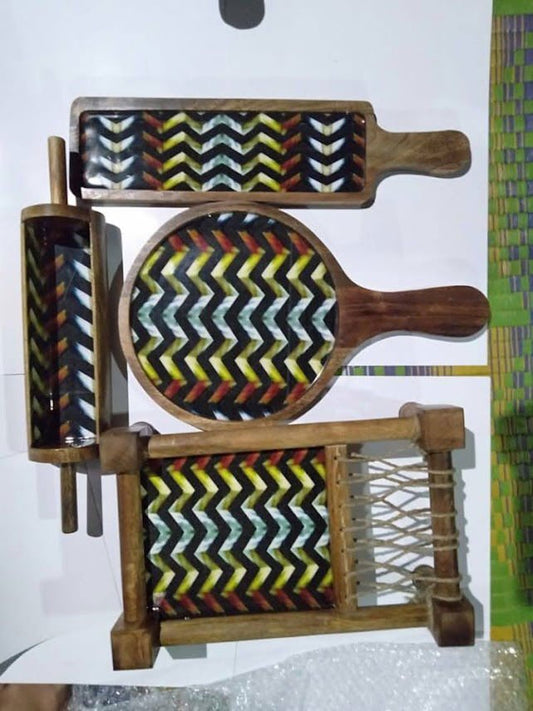 Wooden Khatiya Pizza Starter Serving Platter Sizzler Red with Yellow Color Tray for Dinning Table, Guest,Restaurant, Party & Gifted Product - ArtyCraftz