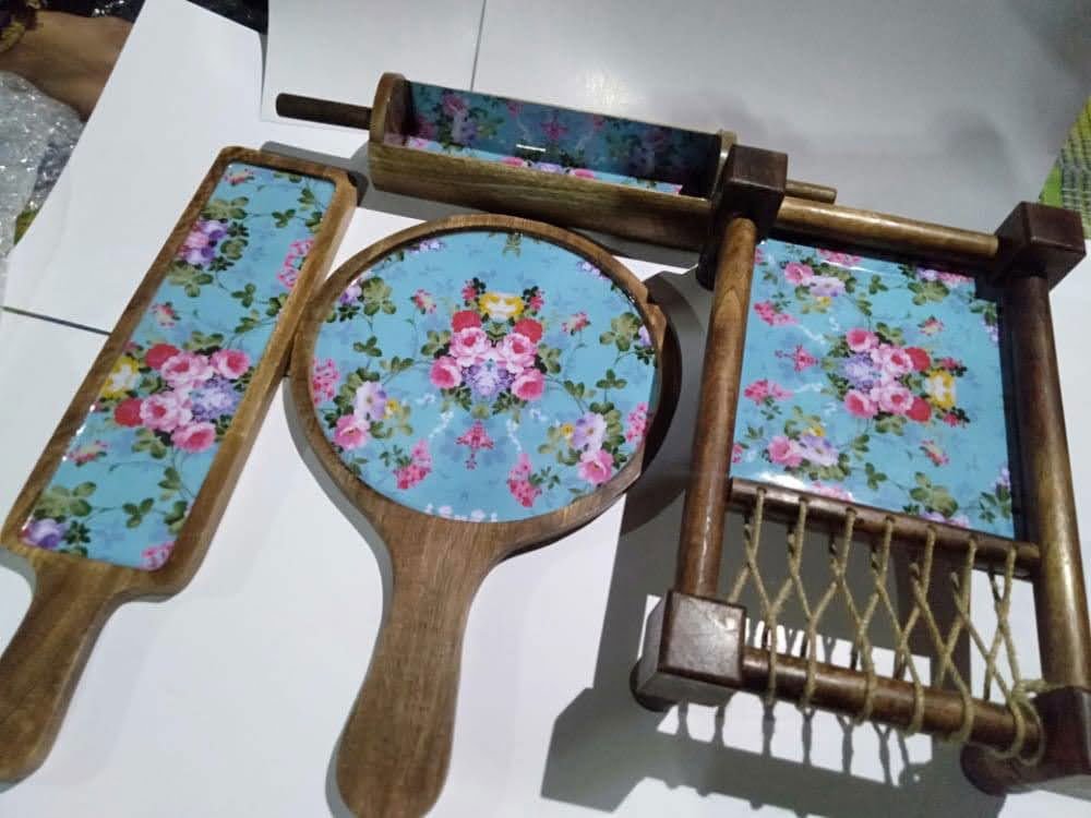 Wooden Khatiya Pizza Starter Serving Platter Sizzler Sky Blue Color Tray for Dinning Table, Guest,Restaurant, Party & Gifted Product - ArtyCraftz