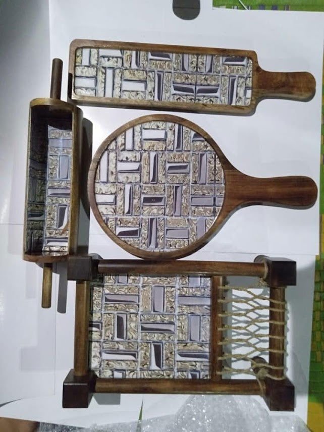 Wooden Khatiya Pizza Starter Serving Platter Sizzler Tray for Dinning Table, Guest,Restaurant, Party & Gifted Product Brown Color - ArtyCraftz