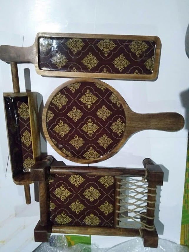 Wooden Khatiya Pizza Starter Serving Platter Sizzler Tray for Dinning Table, Guest,Restaurant, Party & Gifted Product Marron Color - ArtyCraftz