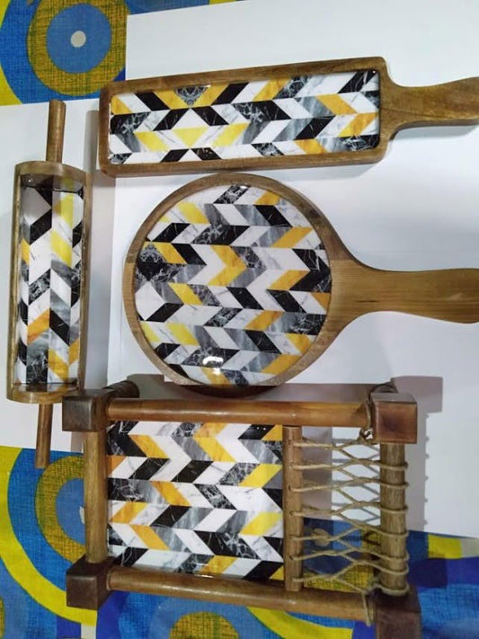 Wooden Khatiya Pizza Starter Serving Platter Sizzler Tray for Dinning Table, Guest,Restaurant, Party & Gifted Product Multi Color - ArtyCraftz