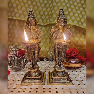 Laxmi Vilakku Brass Diya Indian Diwali Oil Lamp Pooja Light Puja Decorations Set of 2 Lamp