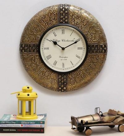 Wooden Round Clock with Add Design