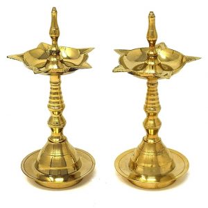 Brass Diya Stand (Kuthu Vilakku) Lamp Deepam Fancy Kerela Deepak Stand/Diwali Puja Lamp Golden (28 Cm)