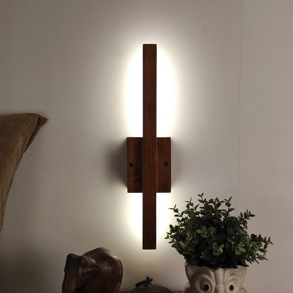 Lineo Brown Wooden LED Wall Light