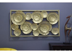 Golden Frame Wall Decor A Perfect Addition
