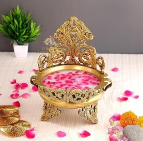 Handicraft Urli, Pot and Planter For Table Decor Made of Brass