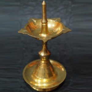 Brass Dhoop Aarti, Deep, Deepak,Diya Pooja Purposes Gifting 2.5*2.5*3.5 Inches