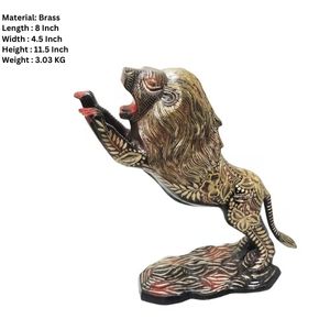 Handcrafted Hunting Lion Showpiece