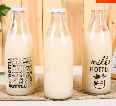 Milk Glass Bottle With Metal Checked Pattern Leakproof Lid, 1 L 3pcs (random colors)